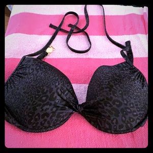 Victoria’s Secret swim top 36D like new